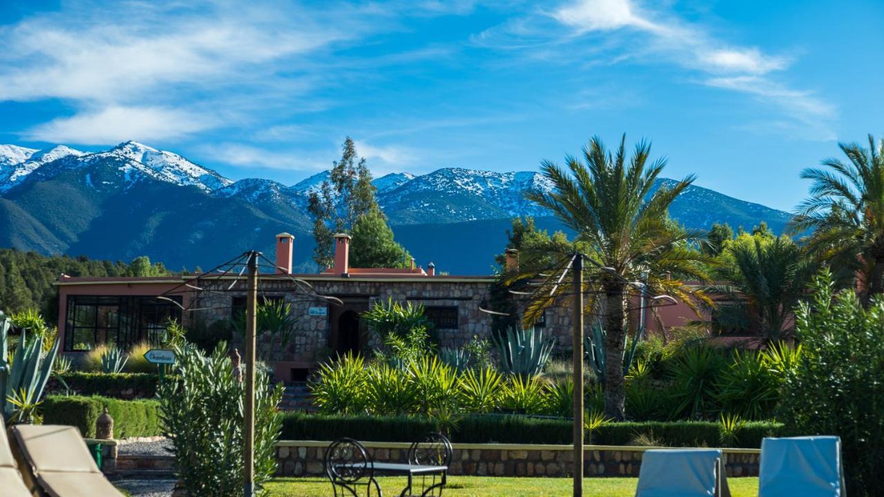 La Bergerie Auberge & Restaurant Уирган Экстерьер фото