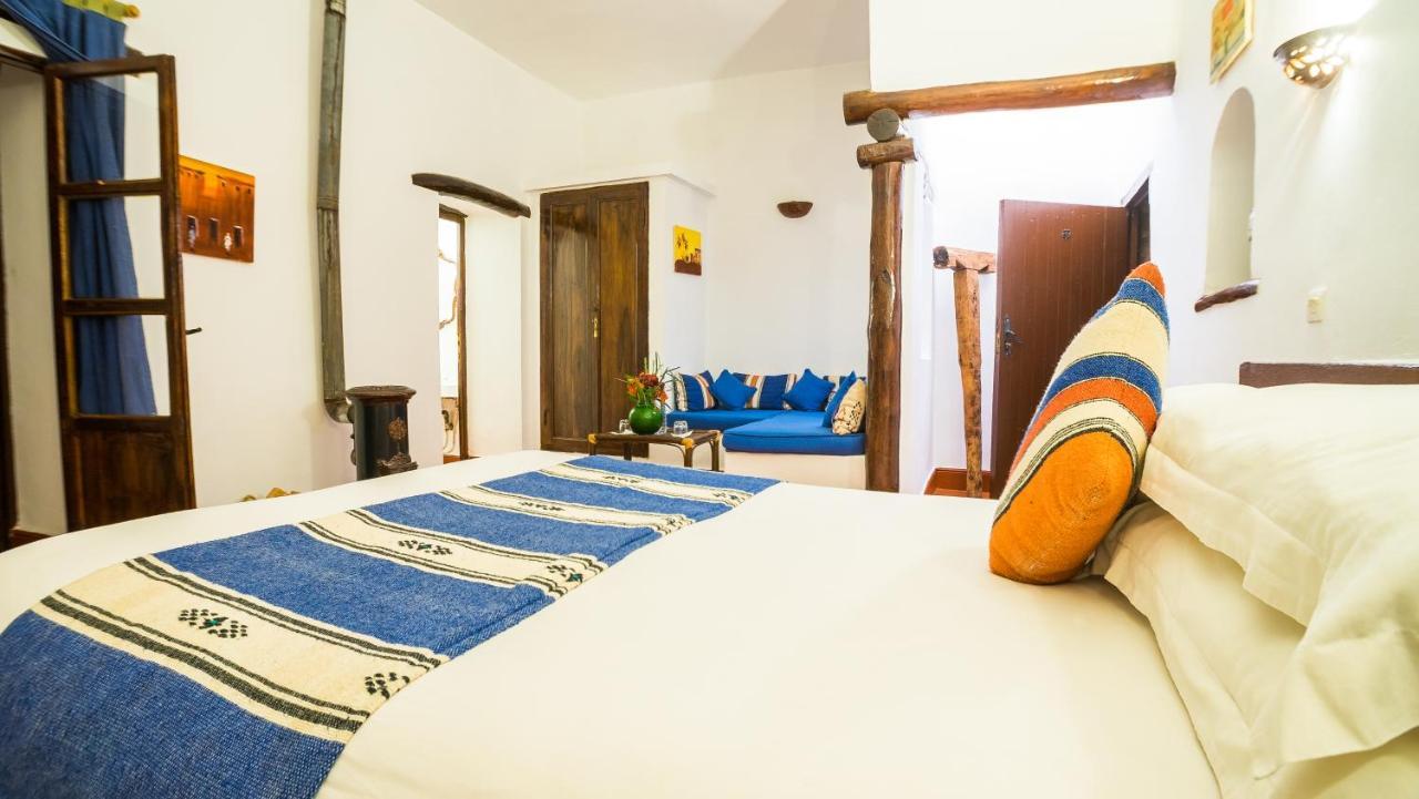 La Bergerie Auberge & Restaurant Уирган Экстерьер фото