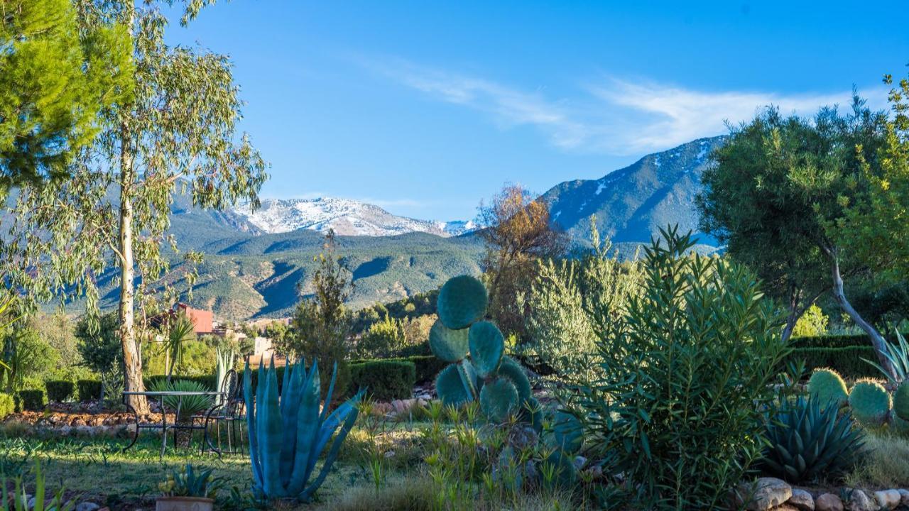 La Bergerie Auberge & Restaurant Уирган Экстерьер фото