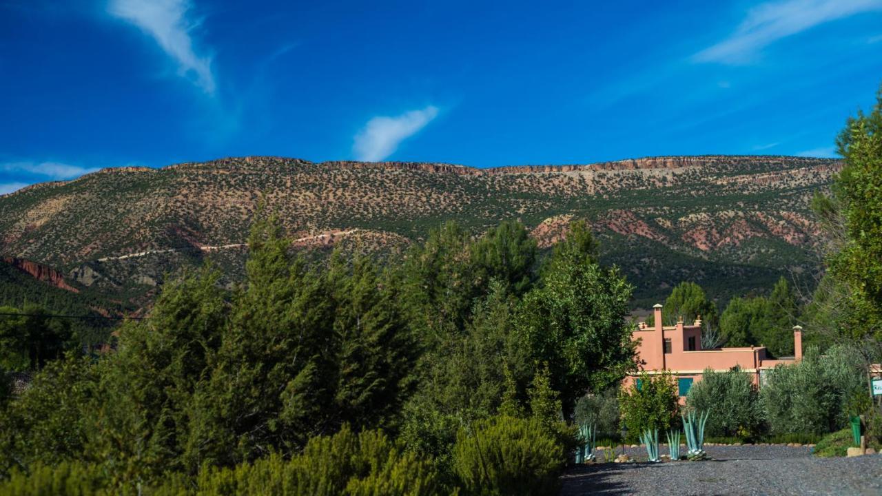 La Bergerie Auberge & Restaurant Уирган Экстерьер фото